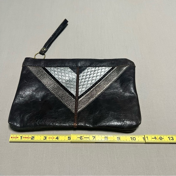 Maya Moon Handmade One-of-a-Kind Recycled Leather Clutch Wristlet Brown Copper - Picture 6 of 16